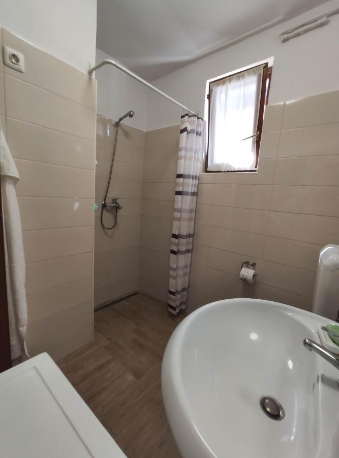 Cute Corner Apartment Koper Exterior photo